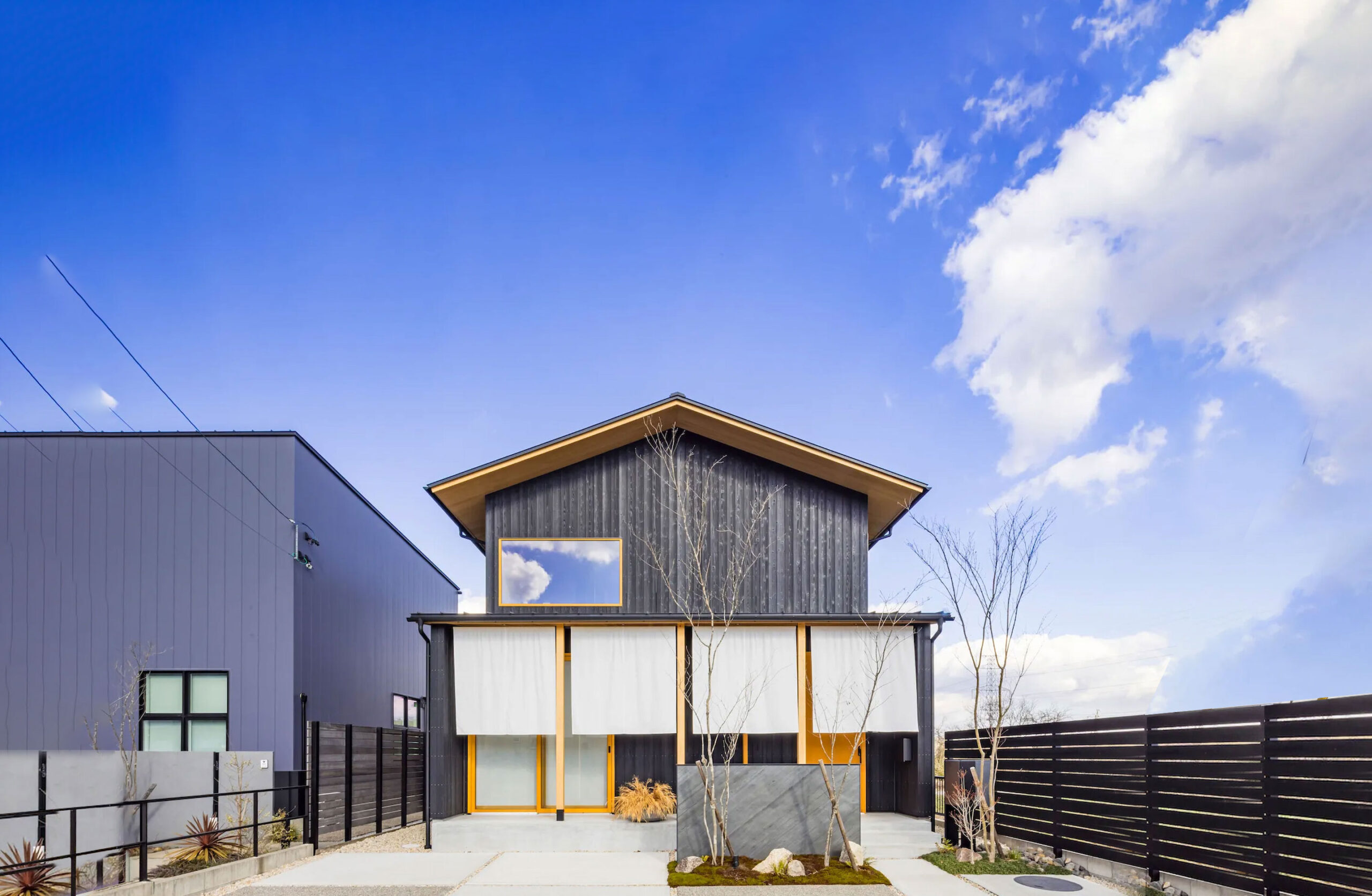 モデルハウス特別内覧会開催
12月7日（土）・8日（日）